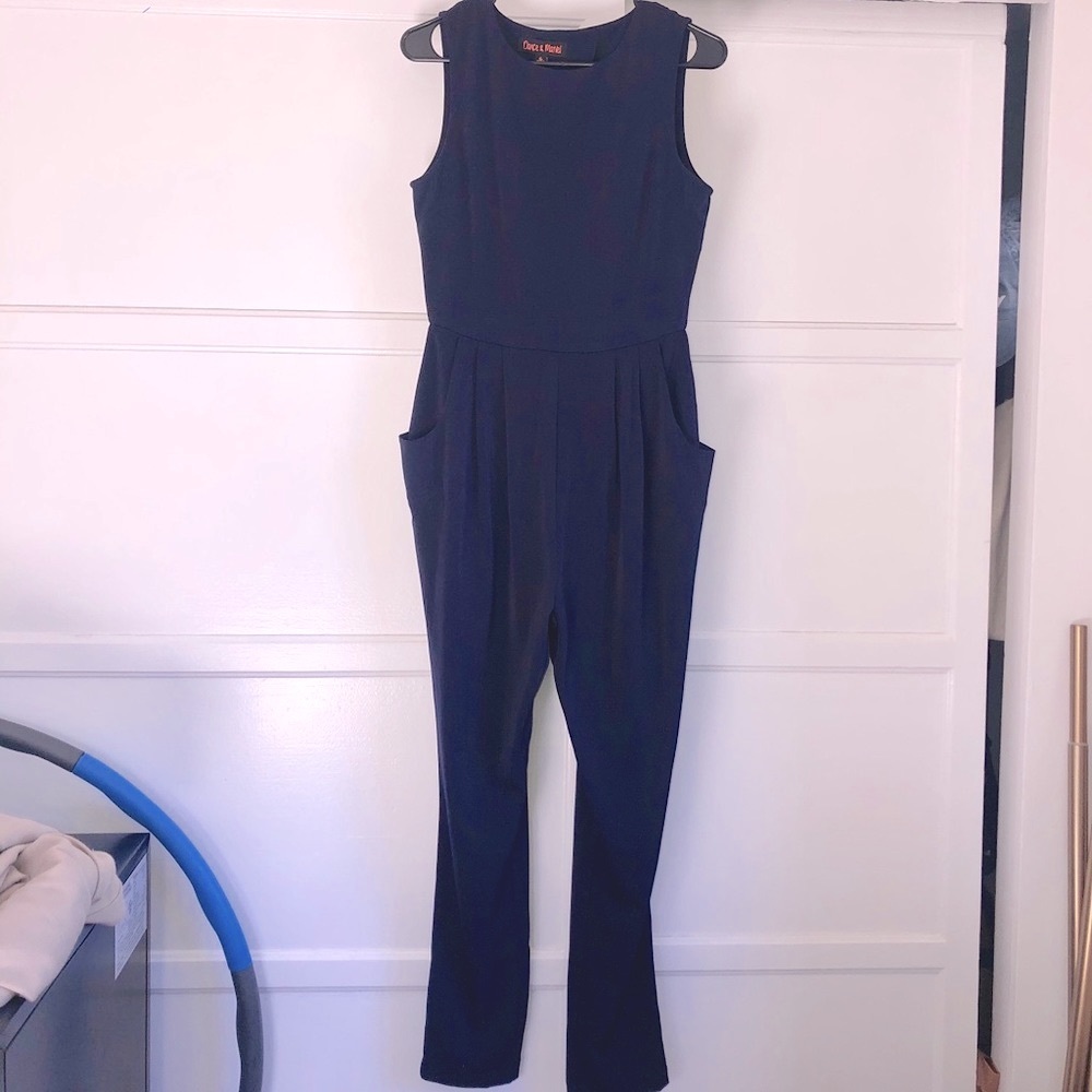 Jumpsuit w/ pockets